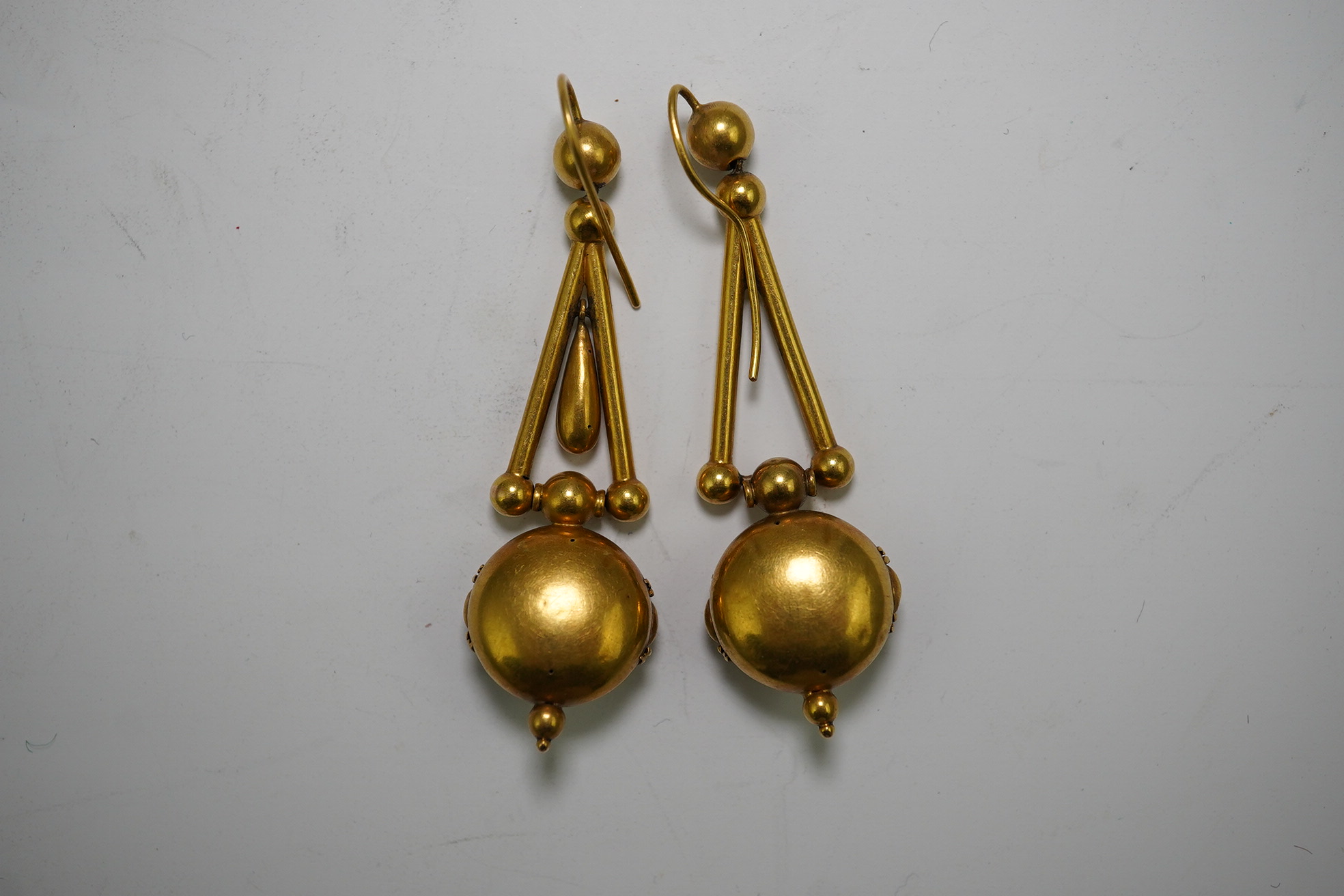 A pair of early Victorian gold drop earrings